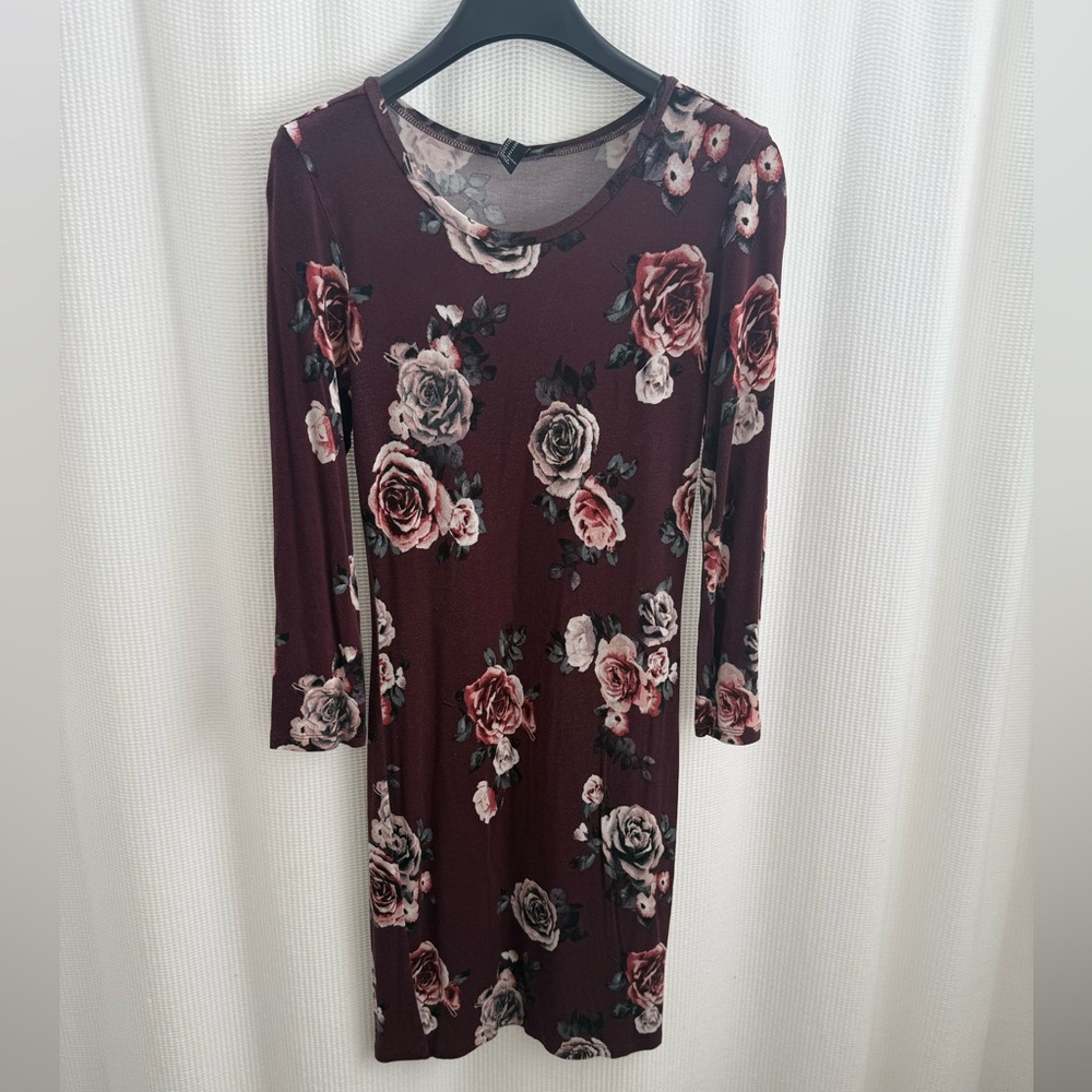 Women’s Burgundy Floral Long Sleeve Bodycon Dress